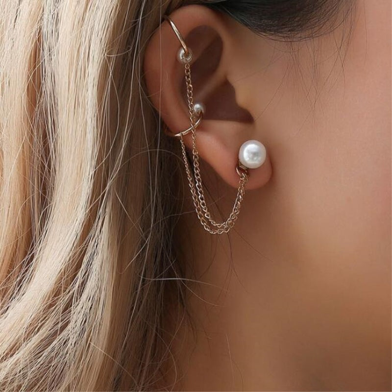 Korean Fashion Street Beauty Pearl Earrings featuring a geometric design with dual chains connecting a pearl stud and upper ear cuff. Trendy female ear jewelry.